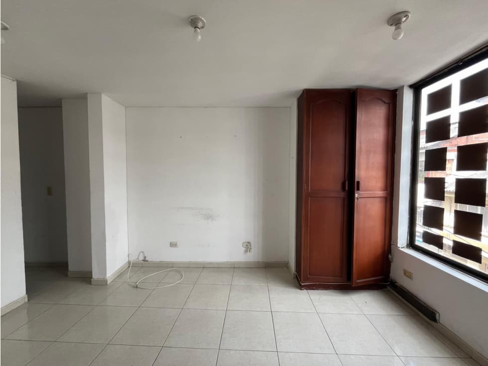 OFICINA EN ARRIENDO SECTOR CENTRO - 1