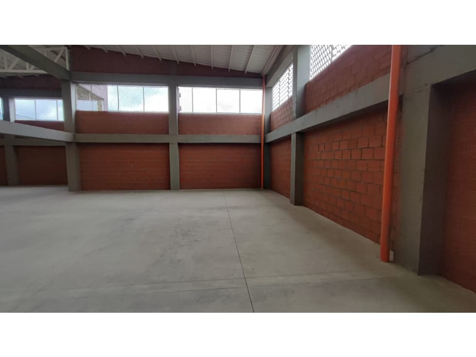 Alquiler bodega Lusitania, Manizales COD 9061319 - 1