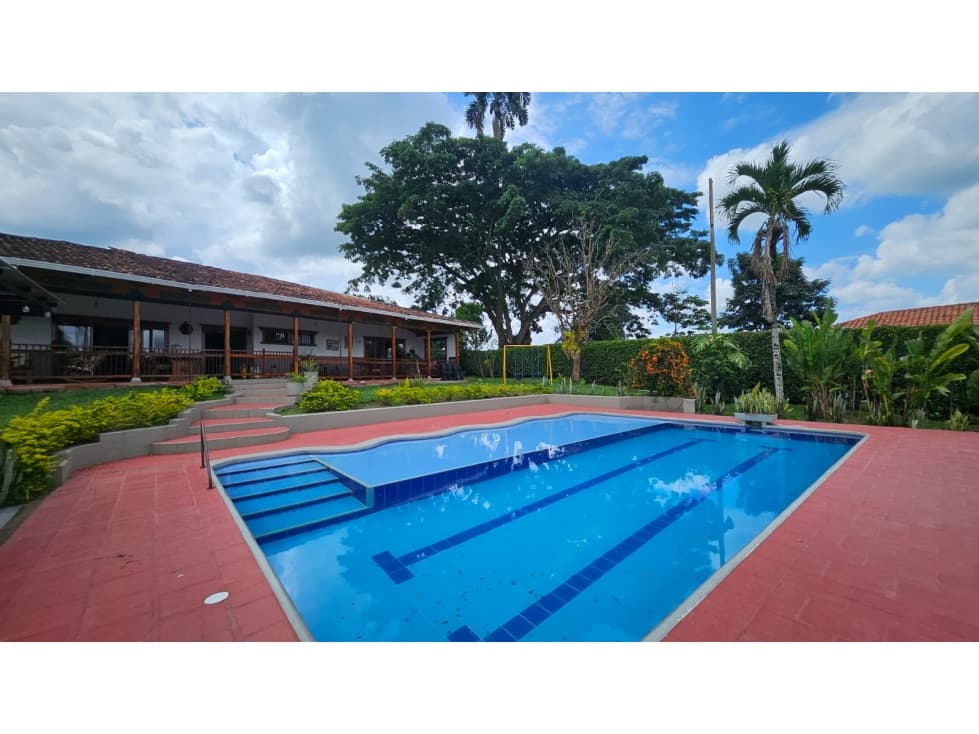 Casa Campestre Arriendo Condominio Sector Club Campestre Vía al Caimo - 1