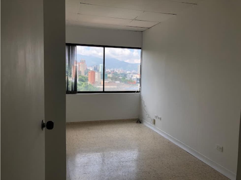 OFICINA EN VENTA SECTOR SAN DIEGO - 1