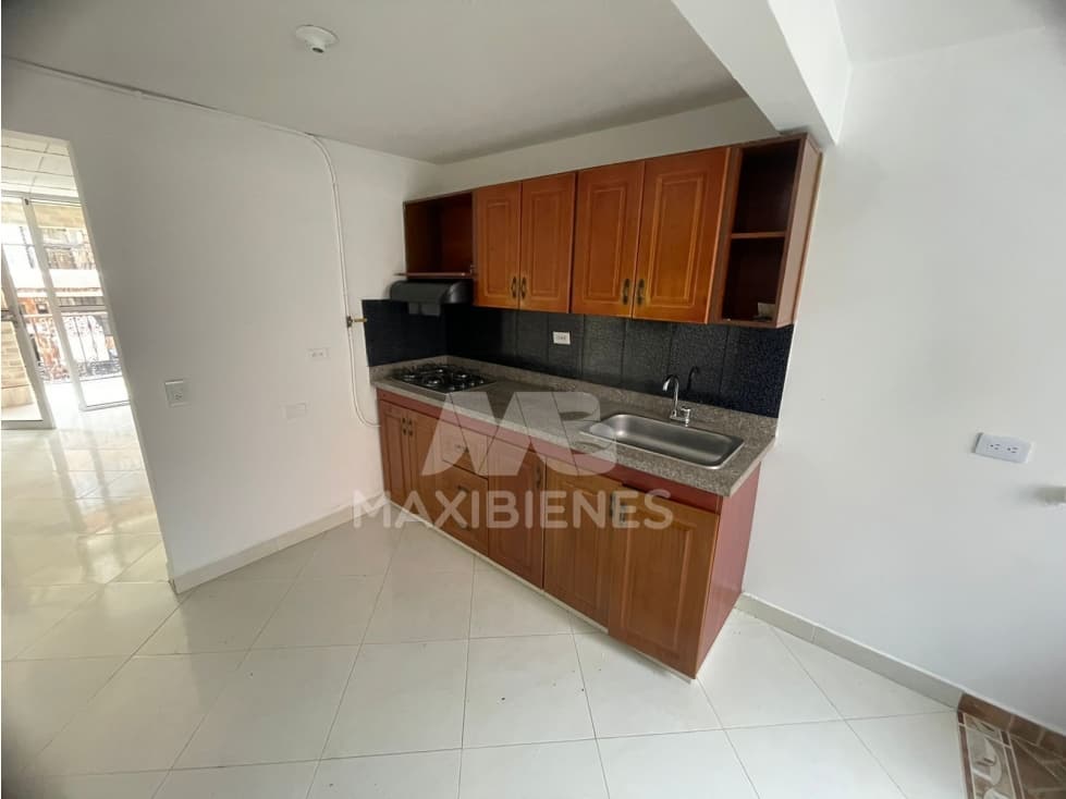 CASA PARA ARRIENDO UBICADO EN BELLO - 1