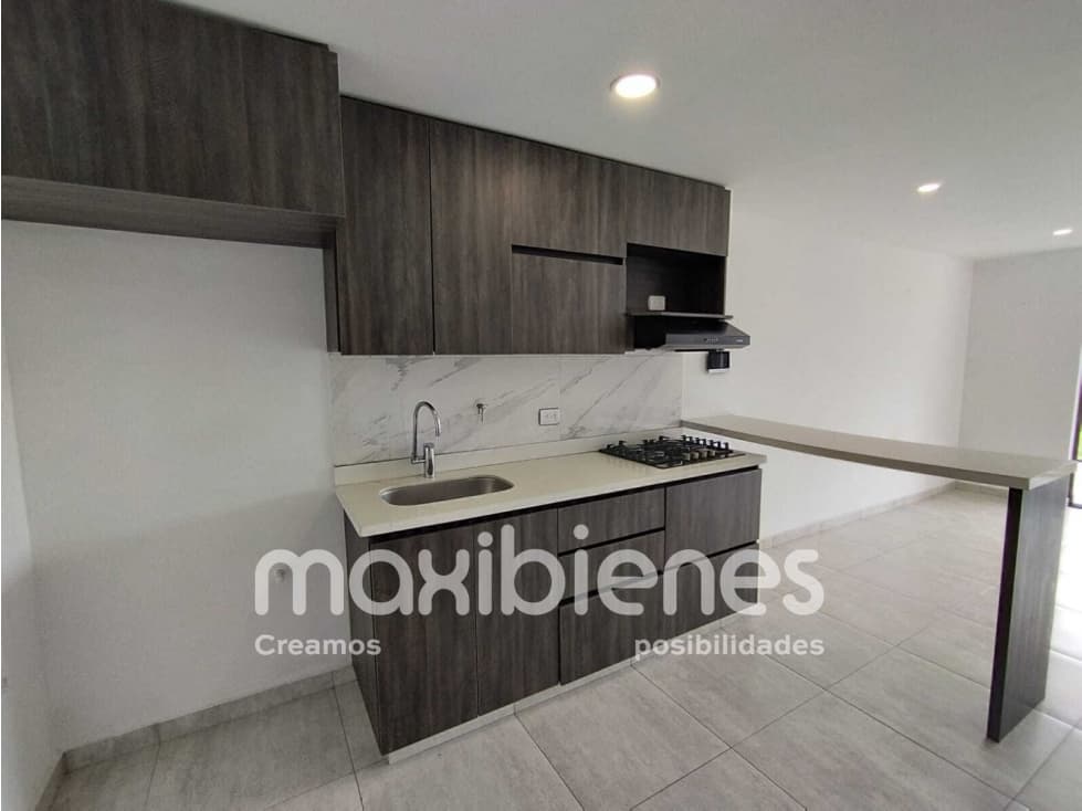 SE ARRIENDA APARTAMENTO EN SAN JUAN COPACABANA. - 1