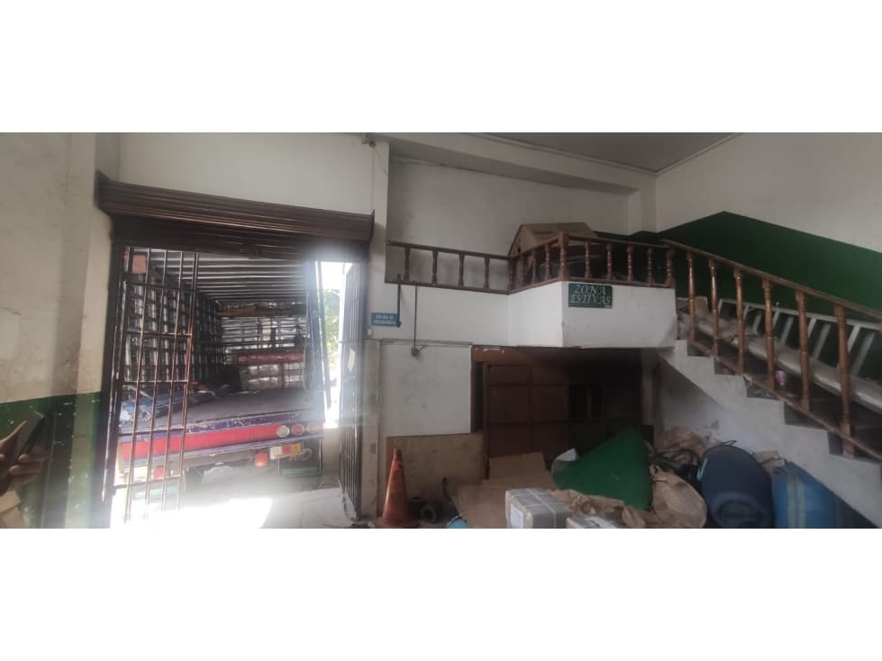 BODEGA EN VENTA SECTOR ITAGÜI - 1