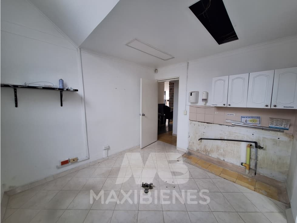 LOCAL PARA ARRIENDO UBICADO EN BARBOSA - 1