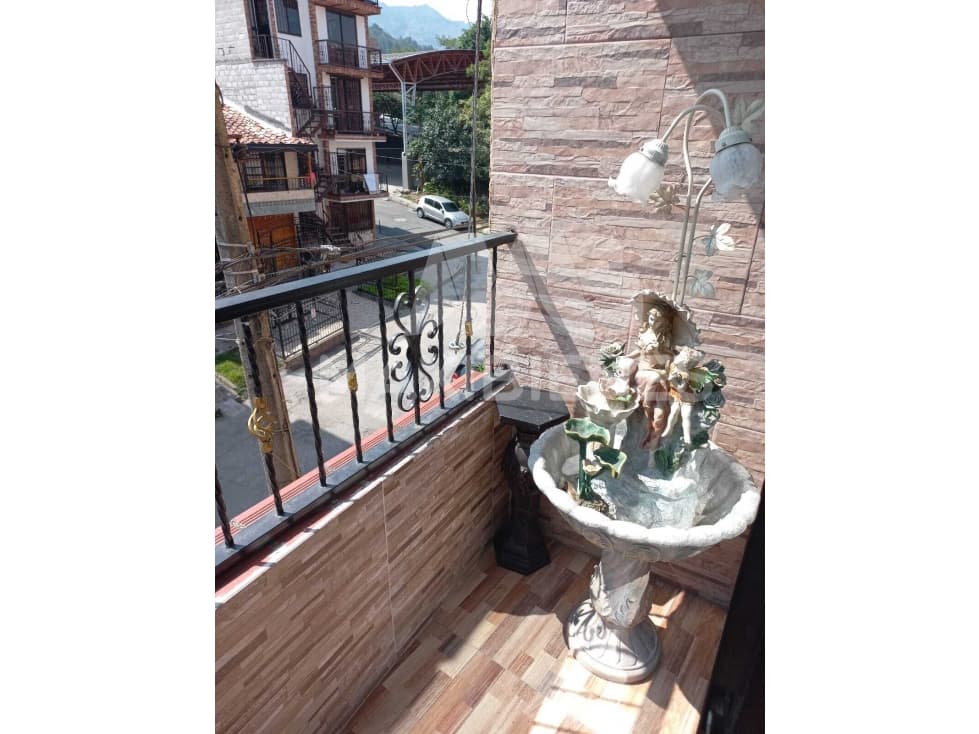 CASA EN VENTA UBICADO EN CABAÑITAS - 1