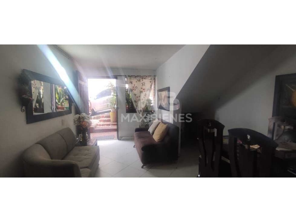 CASA EN VENTA SECTOR ITAGUI BALCONES DE SEVILLA - 1