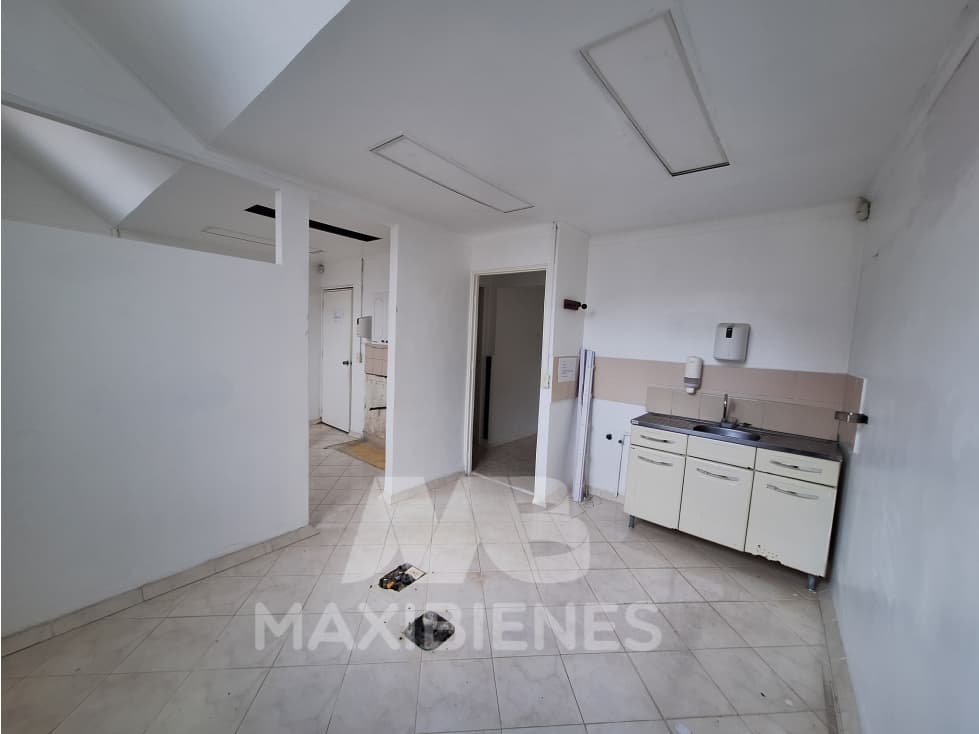 LOCAL PARA ARRIENDO UBICADO EN BARBOSA - 1