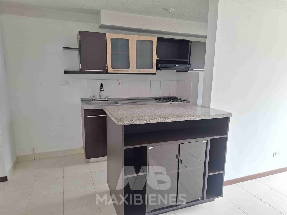 APARTAMENTO EN ARRRIENDO UBICADO EN COPACABANA - 1