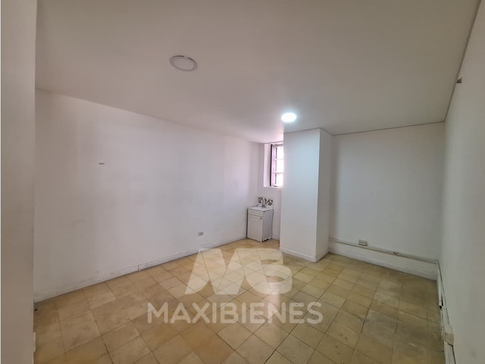 LOCAL PARA ARRIENDO UBICADO EN BARBOSA - 1