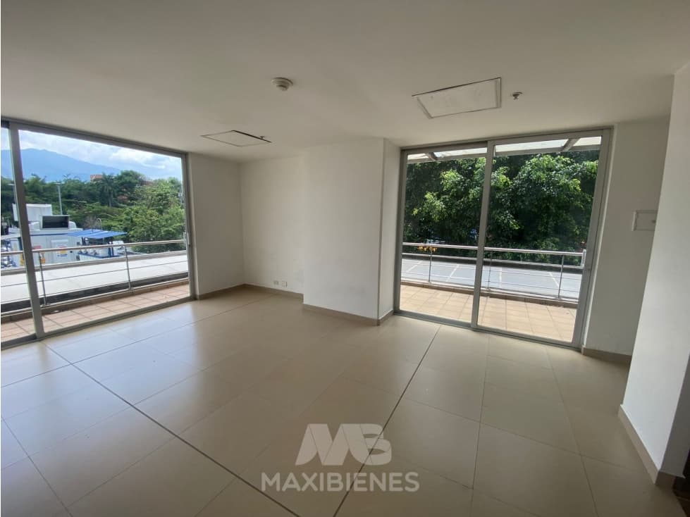 OFICINA PARA ARRIENDO UBICADO EN BELLO - 1