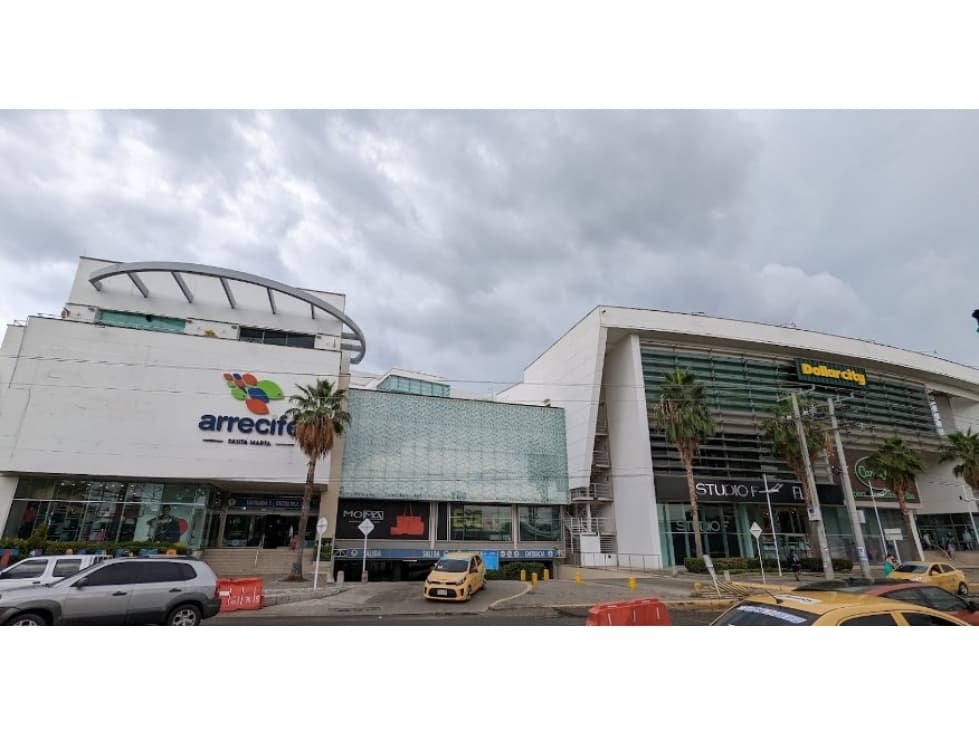 Locales 201 y 202, Centro Comercial Arrecife, Santa Marta - 1