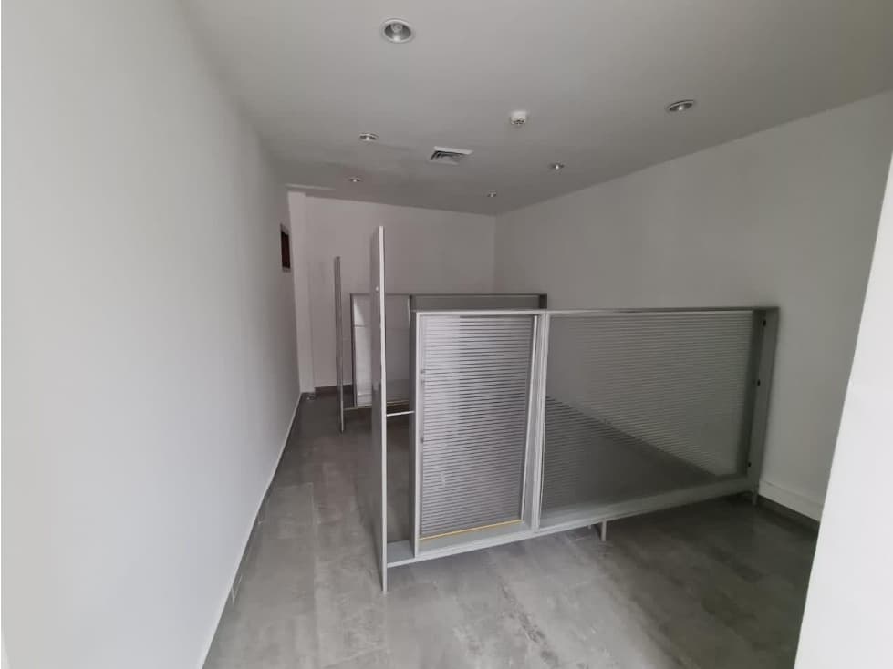 Arriendo local centro - 1