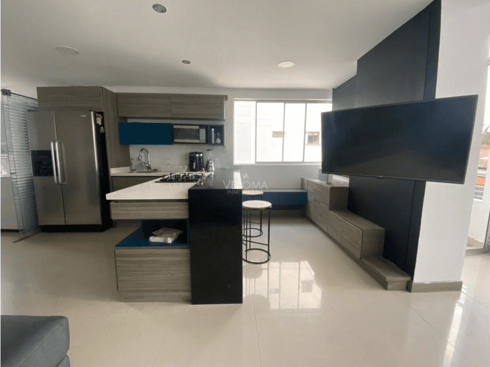 Se Arrienda Apartamento Amoblado en Pinares - 1