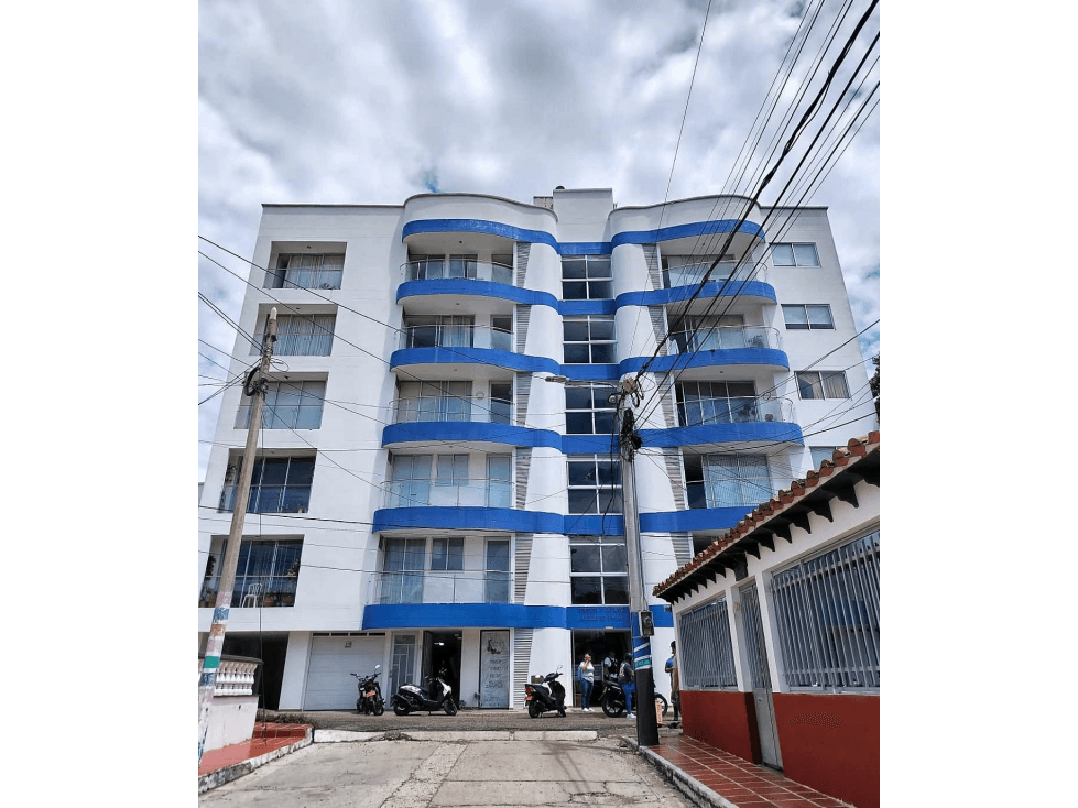 APARTAESTUDIO EN ARRIENDO (7º PISO) EDF PRIMERO DE MAYO - 1