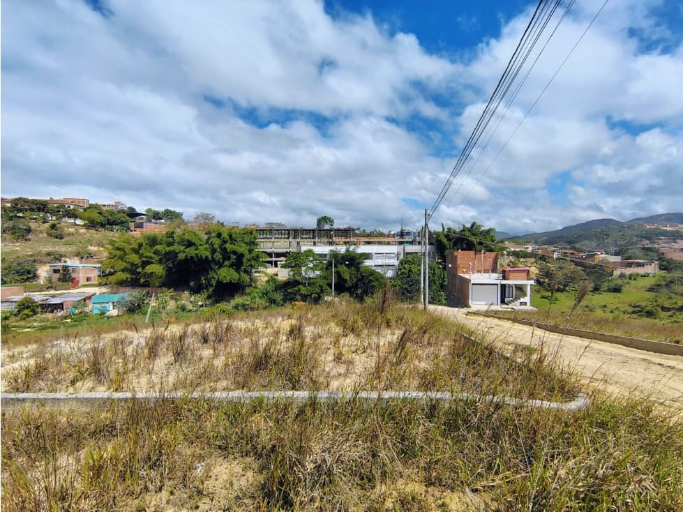 LOTE # 15 URBANIZACION LA CABAÑA - 1