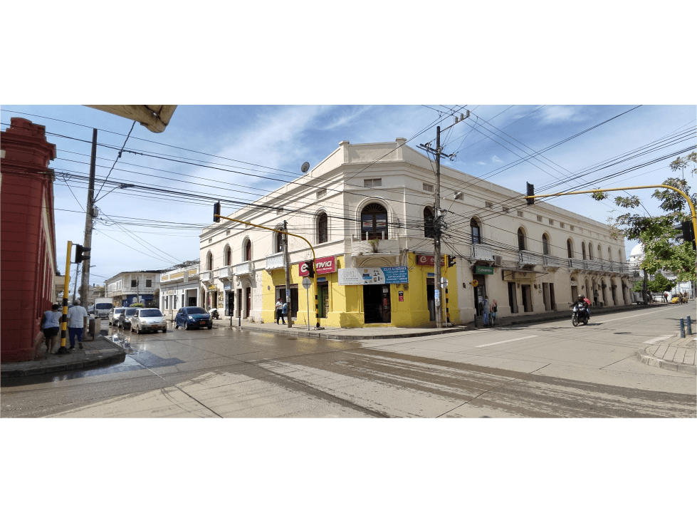Edificio Republicano en Venta - 1