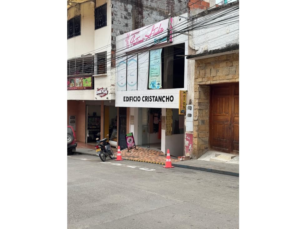 SE ARRIENDA LOCAL COMERCIAL EN SAN VICENTE DE CHUCURÍ - 1