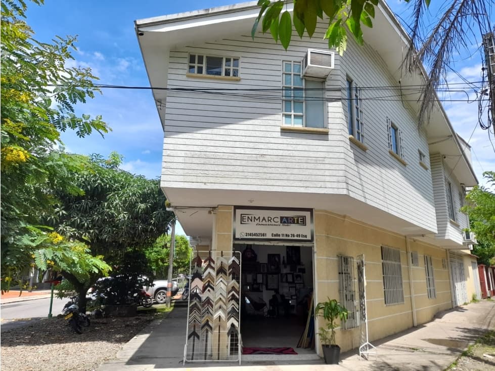 SE ARRIENDA APARTAESTUDIO EN LA CALLE 11 CON 26 ESQUINA - 1