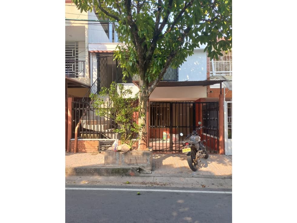 SE VENDE CASA BARRIO EL RECUERDO - 1