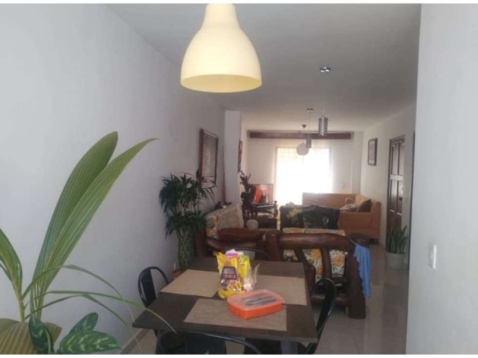 VENTA DE CASA EN CONJUNTO PARAISO DE LAS MERCEDES - 1