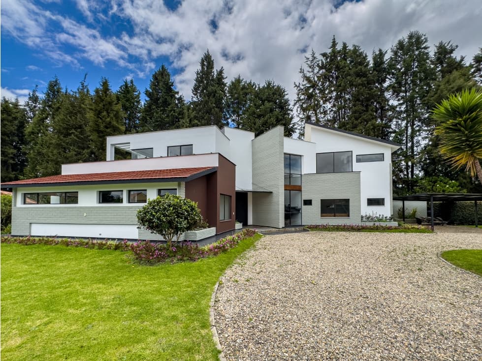 Casa campestre de lujo en Guaymaral con 1.864 m² de terreno privado - 1