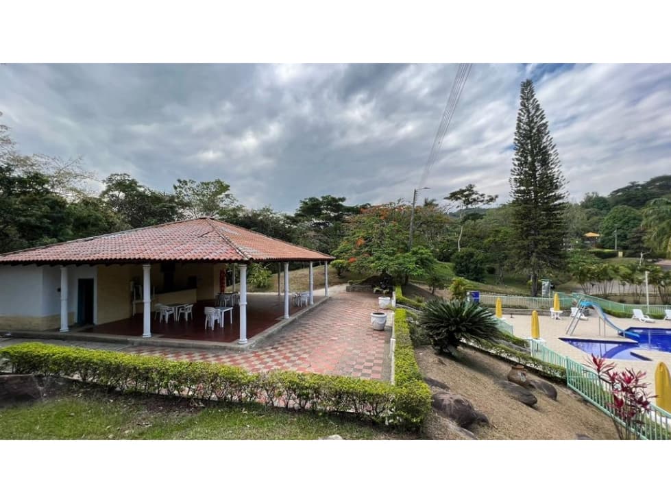 VENDO CASA EN VILLETA - 1