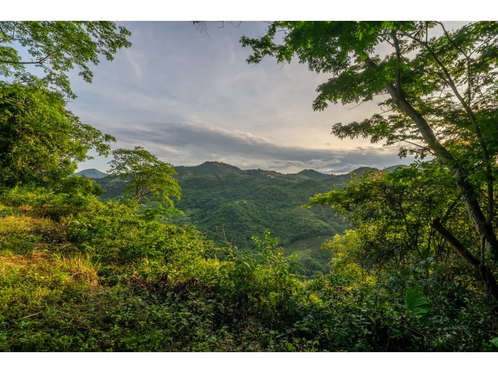Parcela con vistas sensacionales para la casa de sus sueños - Lote 1 - 1