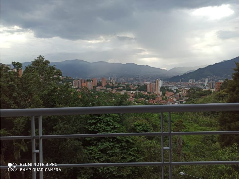 Alquiler de Apartamento Amoblado en Envigado - 1