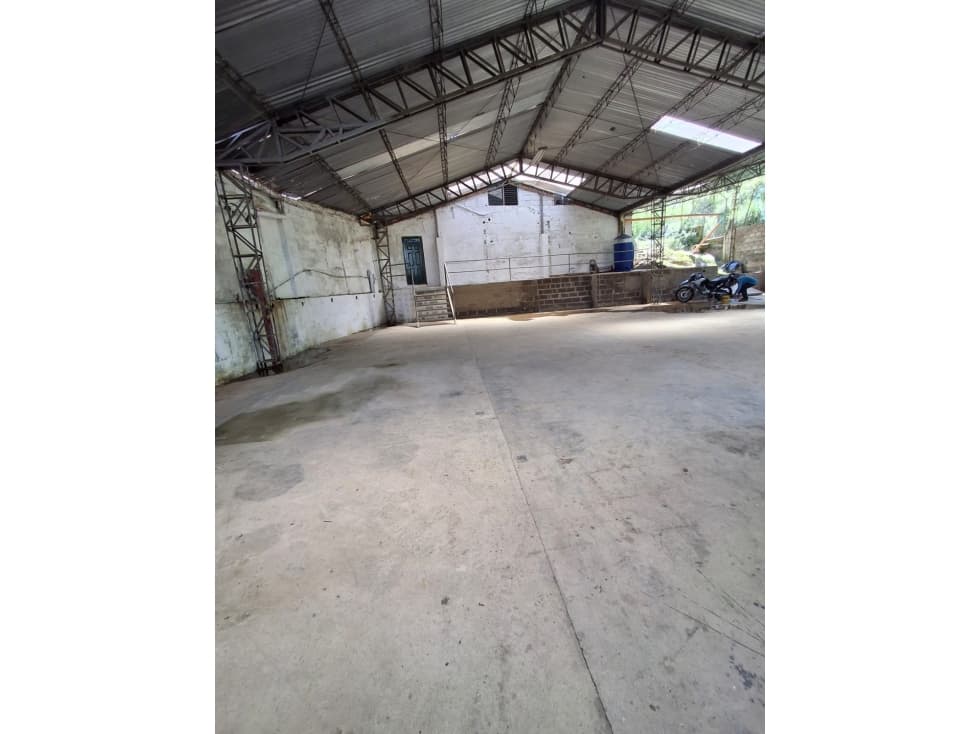 Vendo bodega en Caldas Antioquia - 1