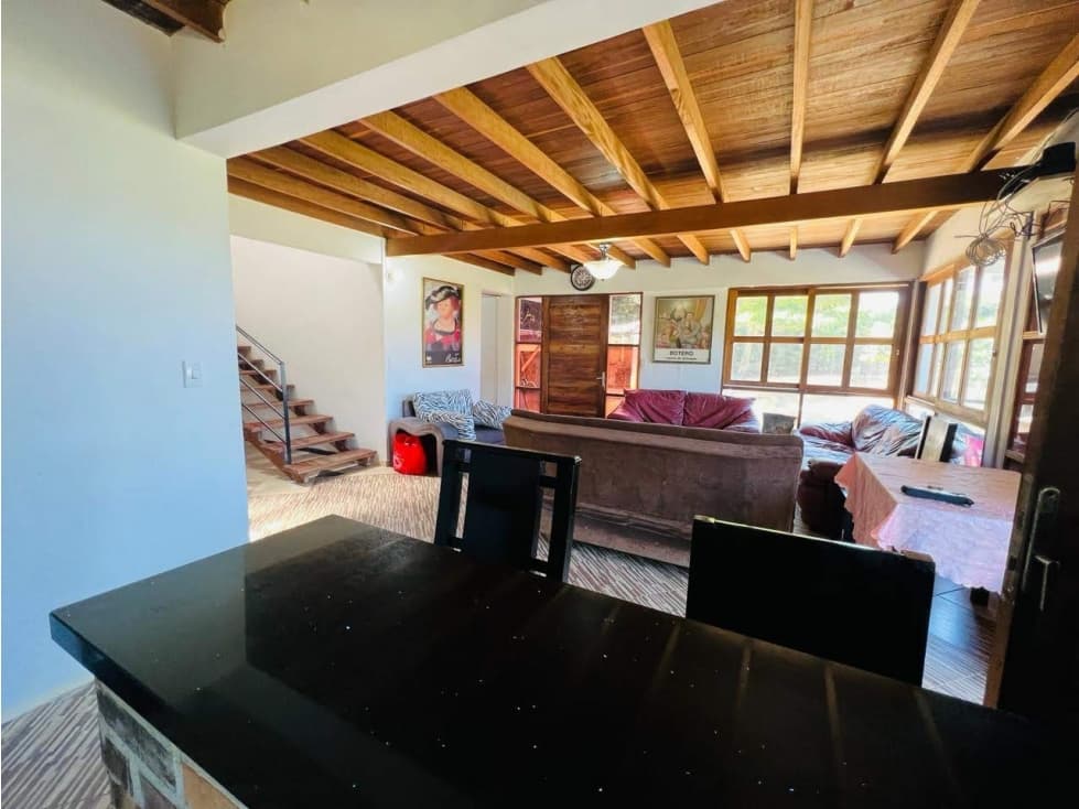 SE ARRIENDA HERMOSA FINCA EN COPACABANA - 1