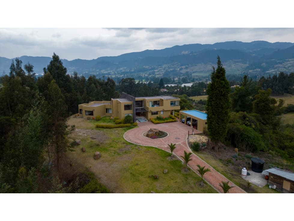 VENTA CASA CAMPESTRE LUJO 450m2 (casa) 7895M2 (lote) TABIO - 1