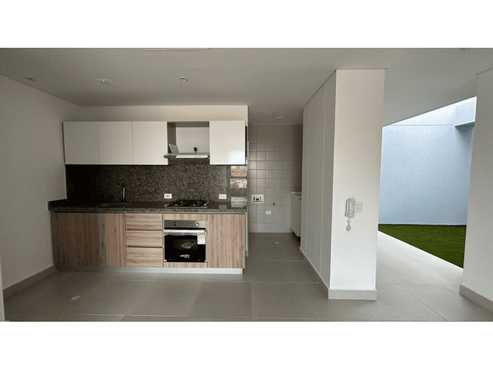 VENTA DE APARTAESTUDIO EN RIOMAR - 1