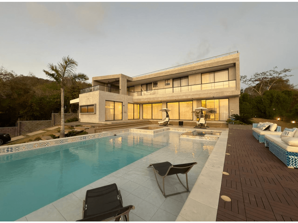 VENTA DE CASA EN AGUAMARINA BEACH RESORT - 1