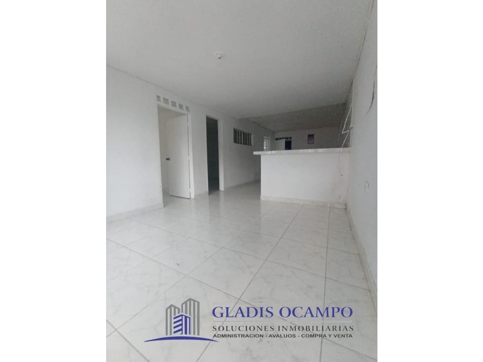 Casa en primer piso - 1