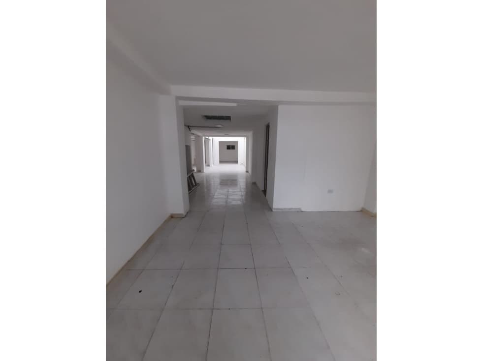 LOCAL CENTRAL PARA ALQUILAR - 1