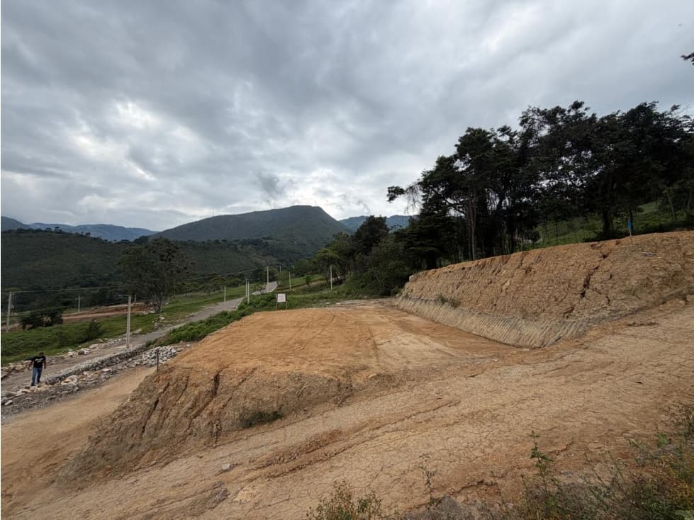 VENDO LOTE ECONOMICO EN BOCHALEMA - 1