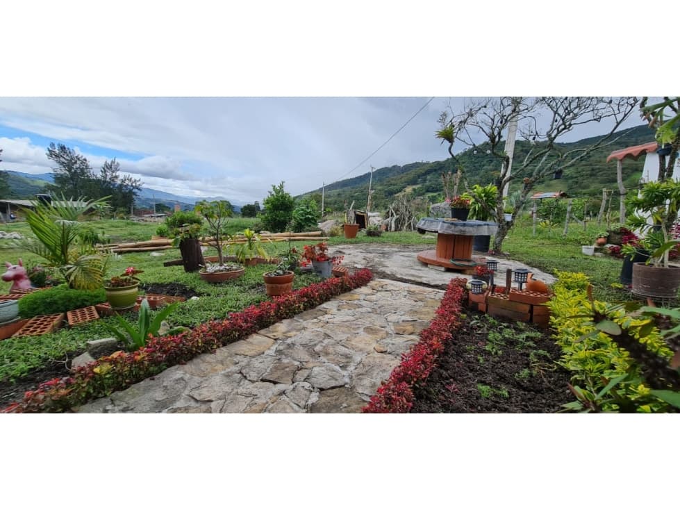 VENDO CABAÑA EN CHINACOTA - 1