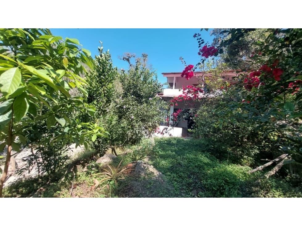 ARRIENDO CASA DE CAMPO EN CHINACOTA - 1