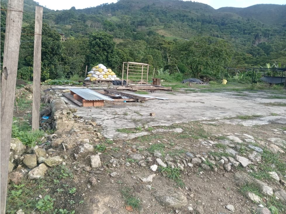 VENDO LOTE ECONOMICO EN BOCHALEMA - 1