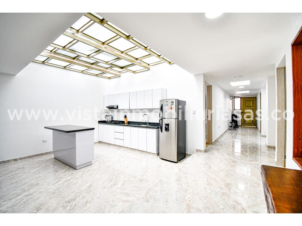 Arriendo Casa Comercial en el Sector de Guayacanes/El Cable, Manizales - 1