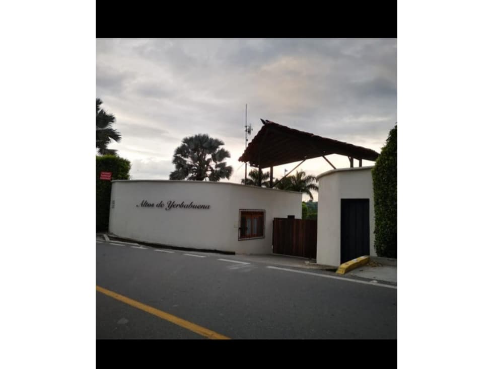 CHALET VIA TEBAIDA PUEBLO TAPAO EN EL QUINDIO - 1