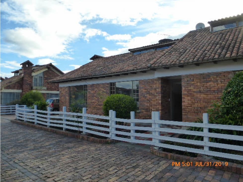 CASA EN CHIA EN ARRIENDO BUENA PROPIEDAD BUEN PRECIO - 1