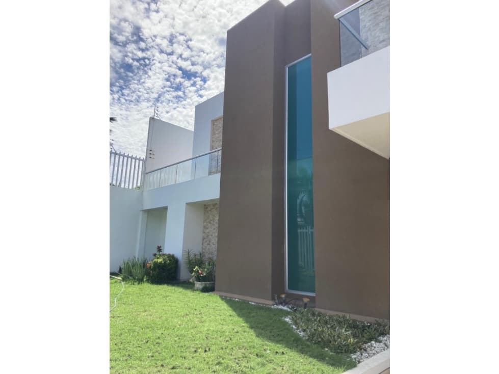 VENDO CASA RIOMAR, BARRANQUILLA CON PISCINA AMOBLADA - 1