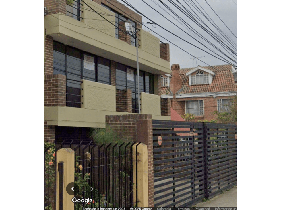 ARRIENDO EDIFICIO DE OFICINAS EN ZONA URBANA DE CHIA (IC) - 1