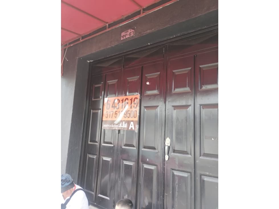 SE ARRIENDA LOCAL - 1