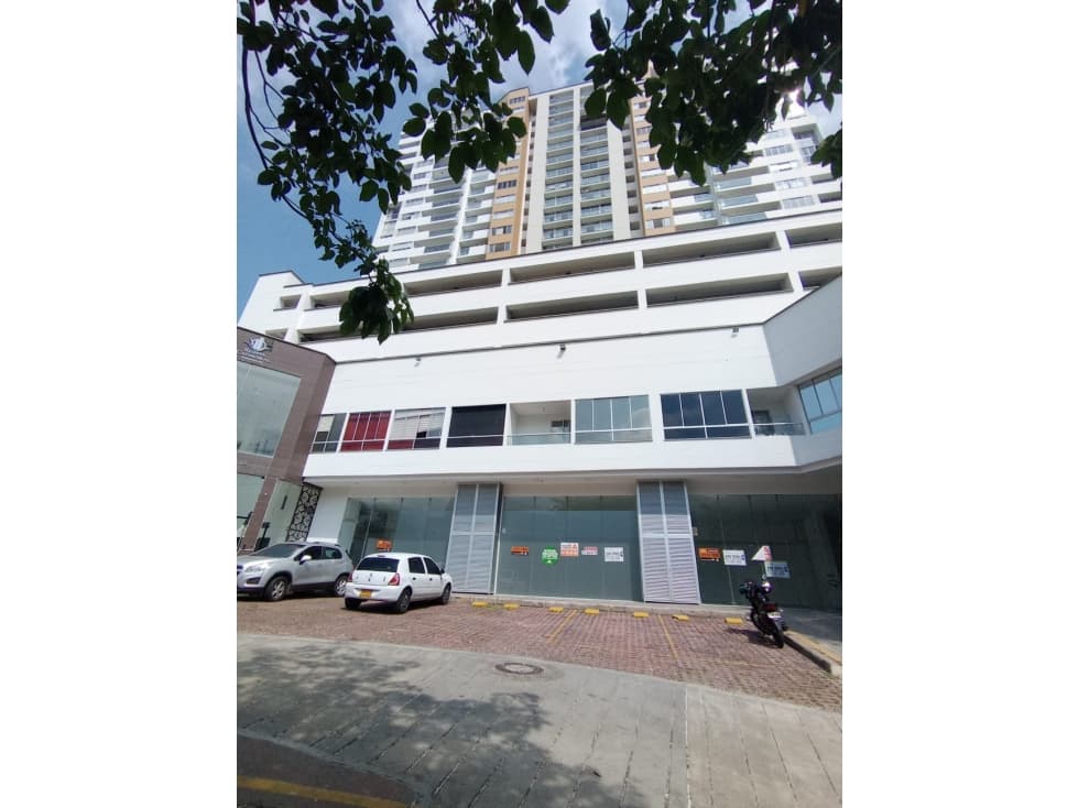 AMPLIO LOCAL RESERVA CAÑAVERAL CONDOMINIO CLUB - 1