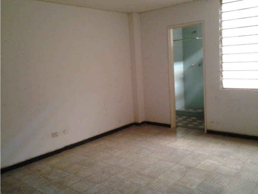 Alquilo oficina bodega Centro Ideal Comerciantes - 1