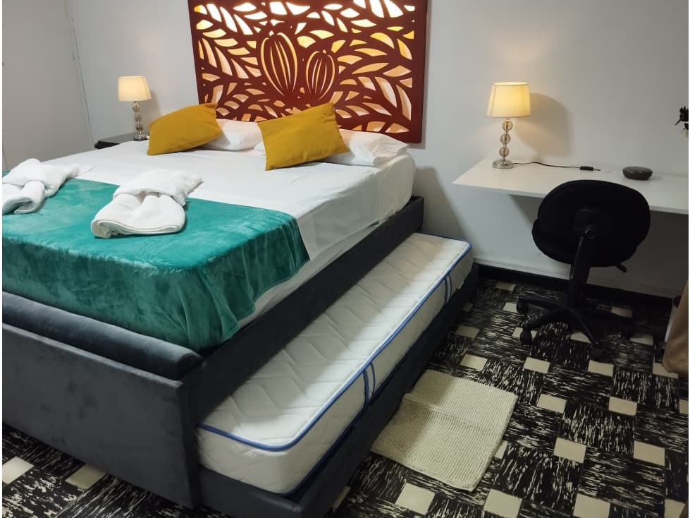 Alquilo Habitación 201 1, 2, 3 personas, por días, Cali San Fernando - 1