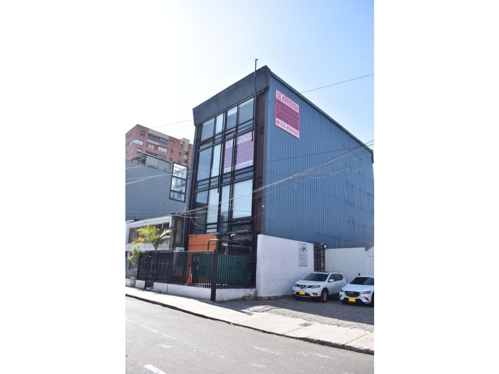 Bogota arriendo edificio oficinas cuatro pisos santa ana occidental - 1