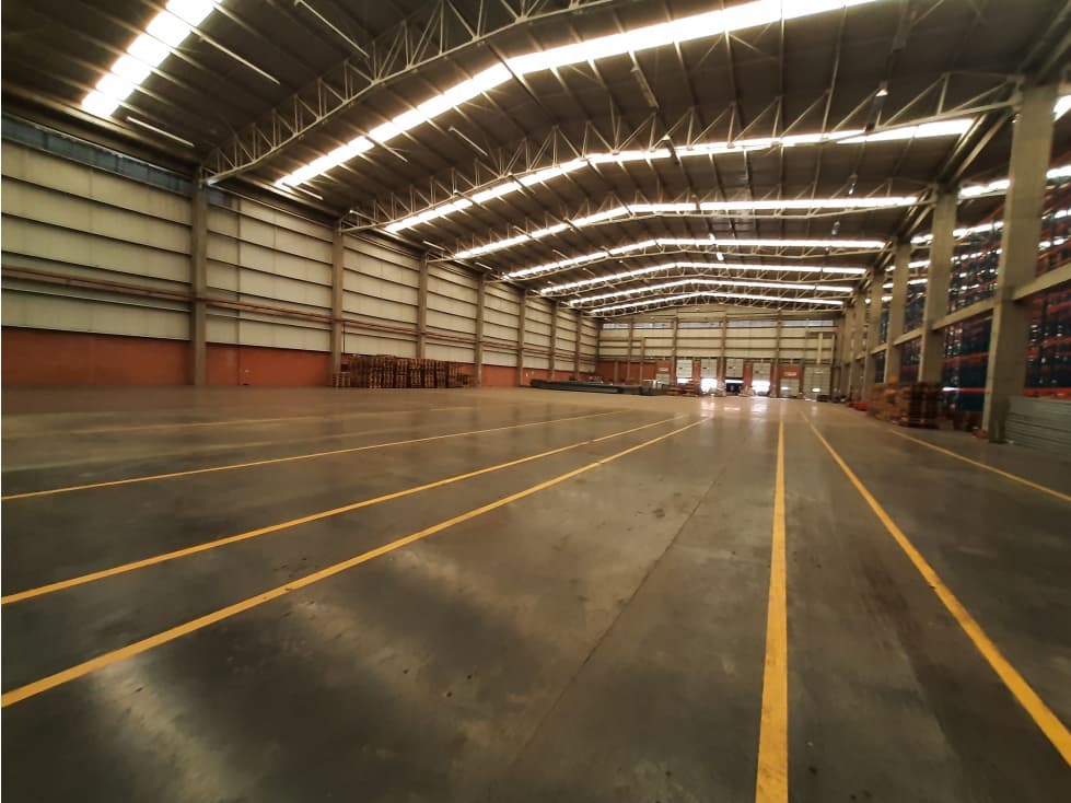 ALQUILER BODEGA 3000 MT2 ARROYOHONDO YUMBO VALLE - 1